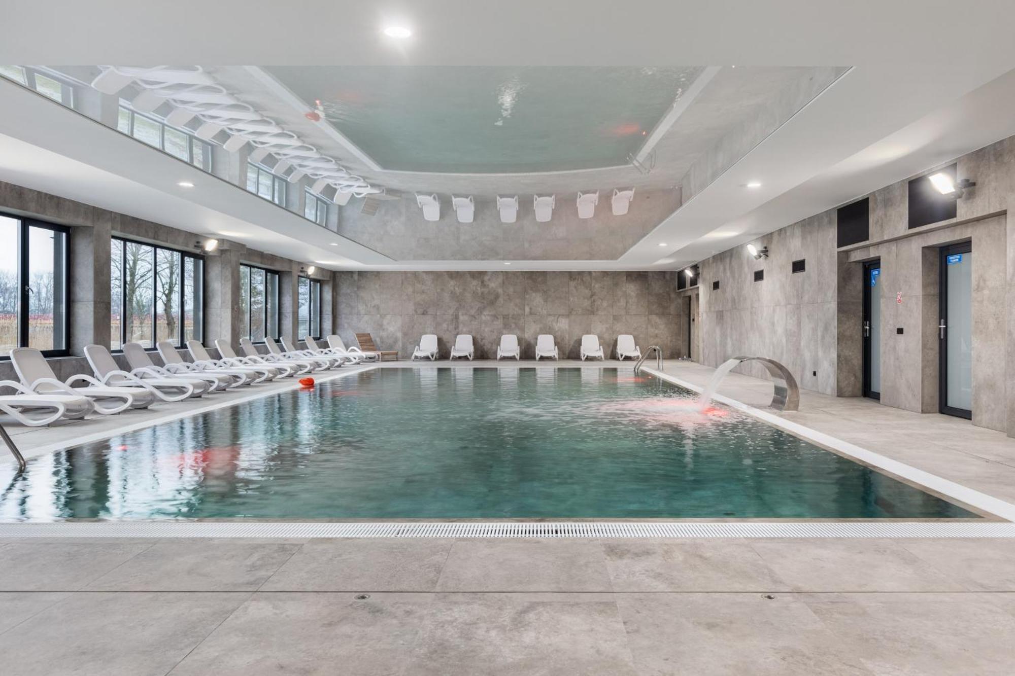 Lux Wellness Resort Apartments By The River By Renters Prestige Dziwnów Екстериор снимка