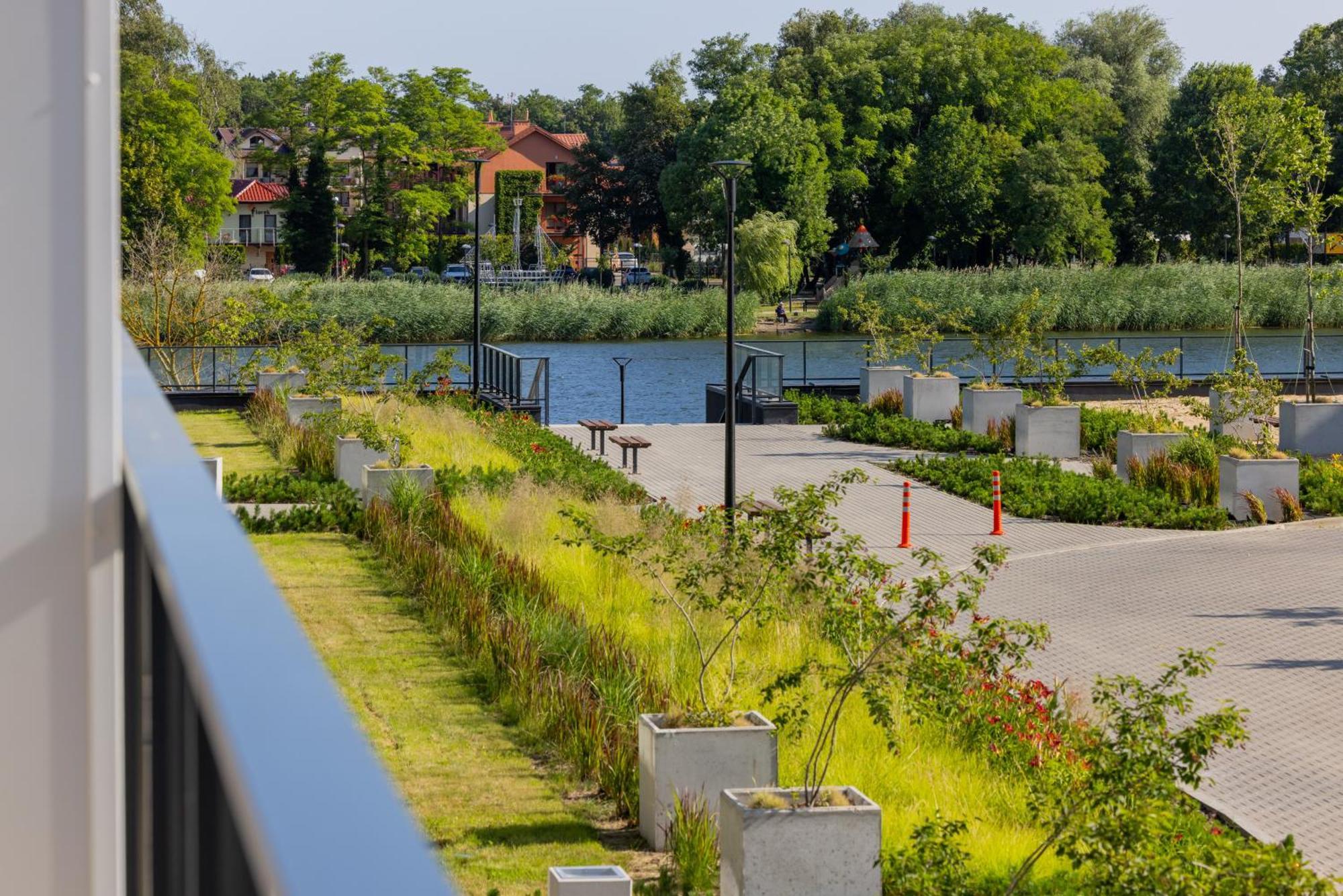 Lux Wellness Resort Apartments By The River By Renters Prestige Dziwnów Екстериор снимка